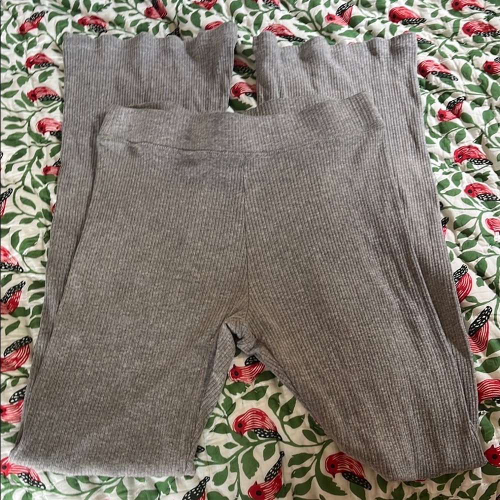 PINK Victoria's Secret Gray Ribbed Leggings